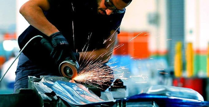 Türkiye İmalatında İkinci Ayda Daralma: Ekonomide Sinyaller Kötü